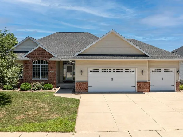 3120 Autumn Dr, Marion, IA 52302