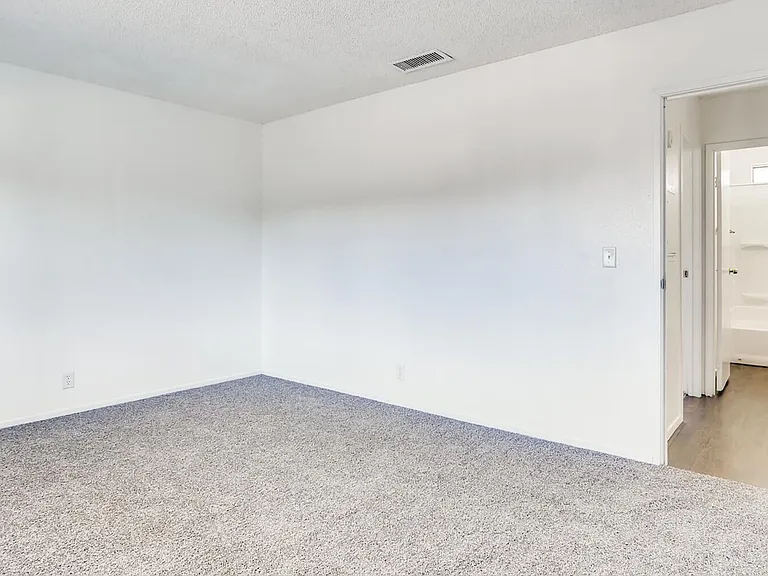 24 Rose Cir #A — Photo 15