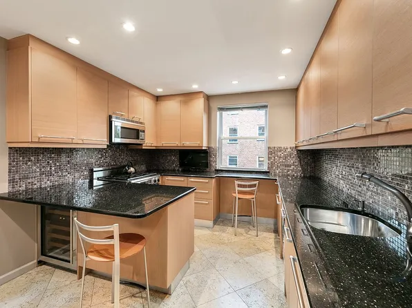 162-21 Powells Cove Blvd #4D, Queens, NY 11357