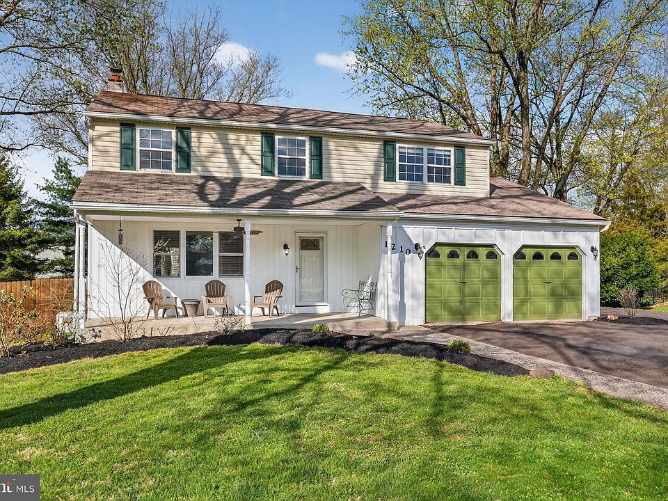 1st image of 1210 Hunter Hill Dr