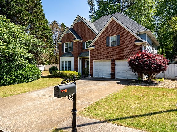 3rd image of 2096 Fairport Way