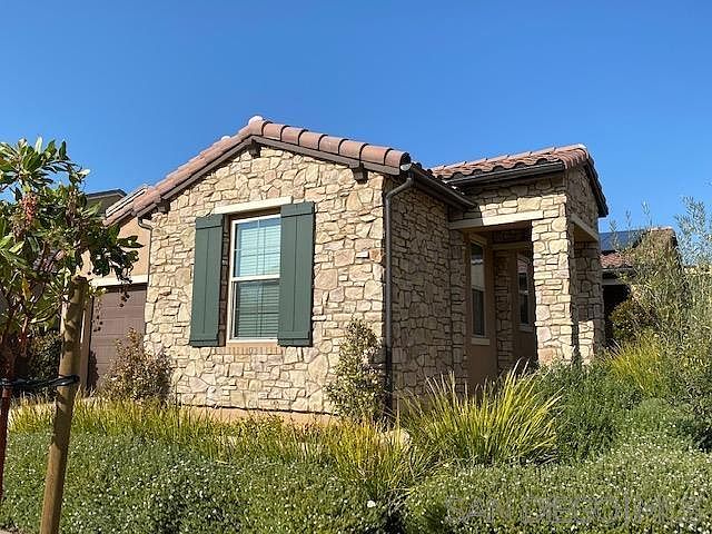 1st image of 8012 Auberge Cir