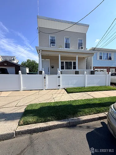 612 Johnstone St #310 Photo 1