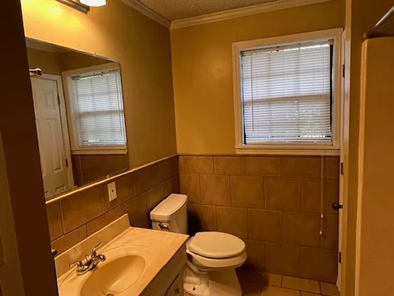 401 Cherry St — Photo 14