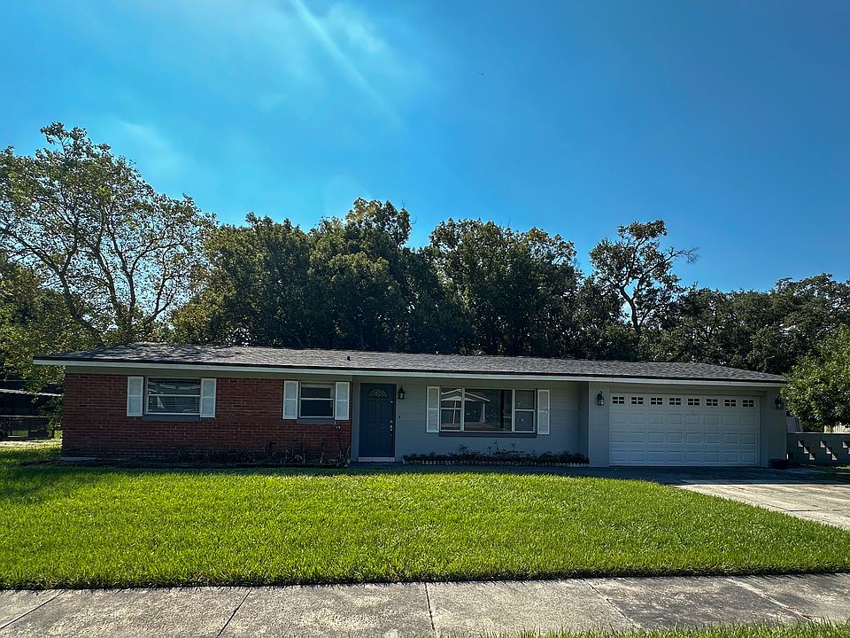 1st image of 1804 Willow Ln