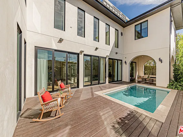 310 N Lucerne Blvd, Los Angeles, CA 90004