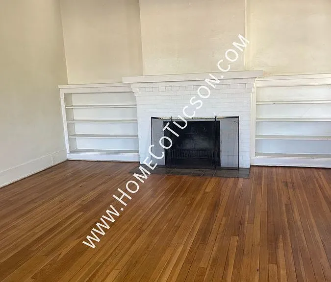 222 E 4th St — Photo 5