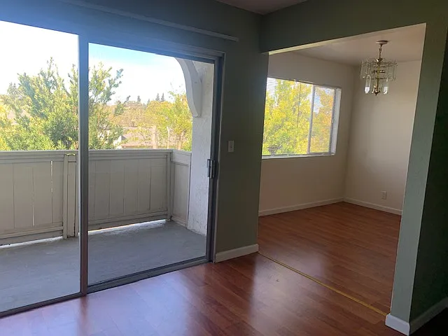 1920 Latham St #15 — Photo 1