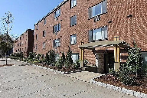 Babcock-Parkman Apartments — Photo 1