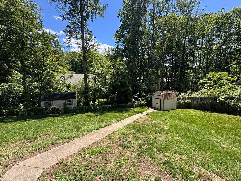 2026 Admiral Dr — Photo 20