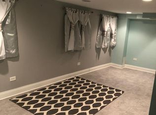 1812 Foster St, Evanston, IL 60201