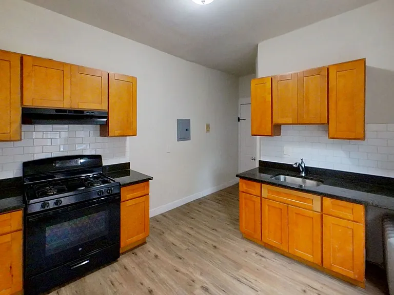375 Madison St — Photo 1