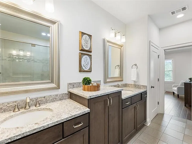 1233 Parkstead Ln — Photo 41