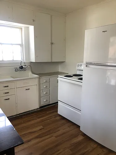 8 Exchange St #E Photo 1