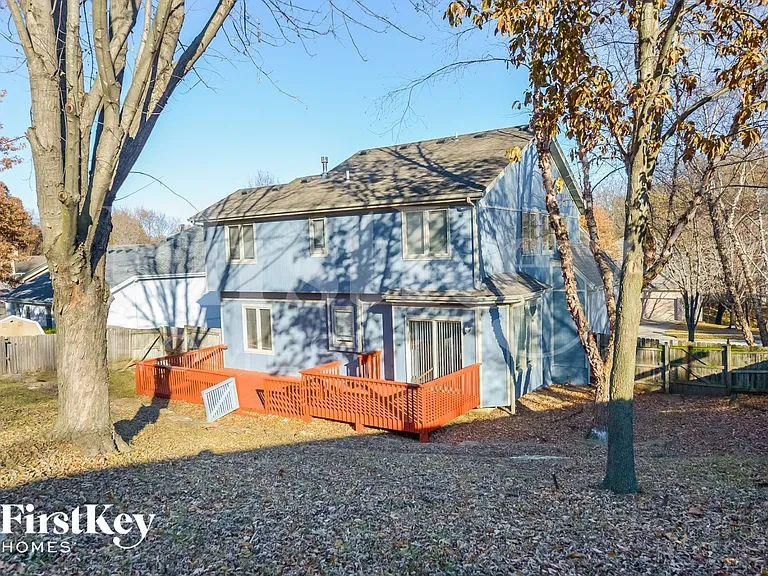 6914 NW Pleasant View Ct — Photo 13