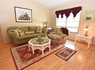 1750 SE Monroe St, Stuart, FL 34997