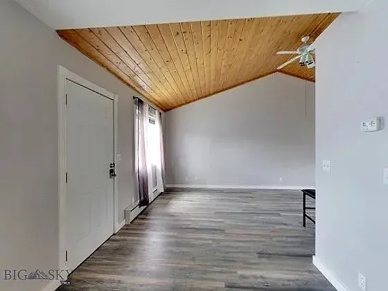 3 bed, 2032 sqft, $2,000 — Photo 4