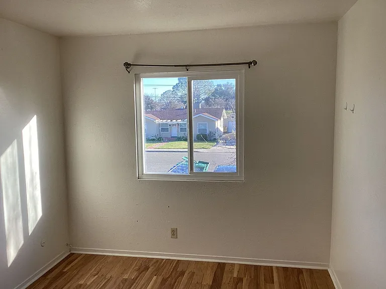 1535 South Ave #B — Photo 13
