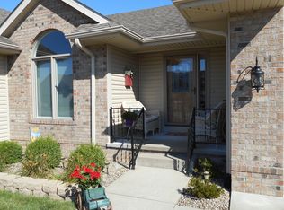 8 Lorraine Dr, Grayson, KY