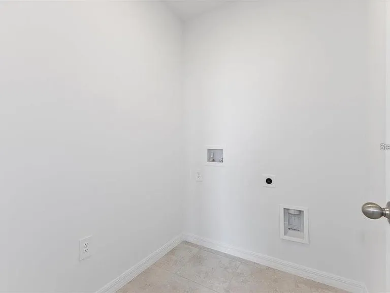 1361 Current Pl — Photo 14