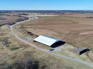 2865 Watts Rd, Iowa Park, TX 76367