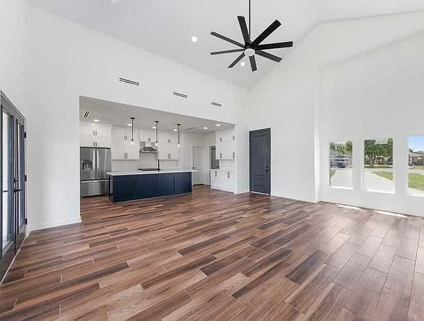 34669 Saint Simone Ave — Photo 5