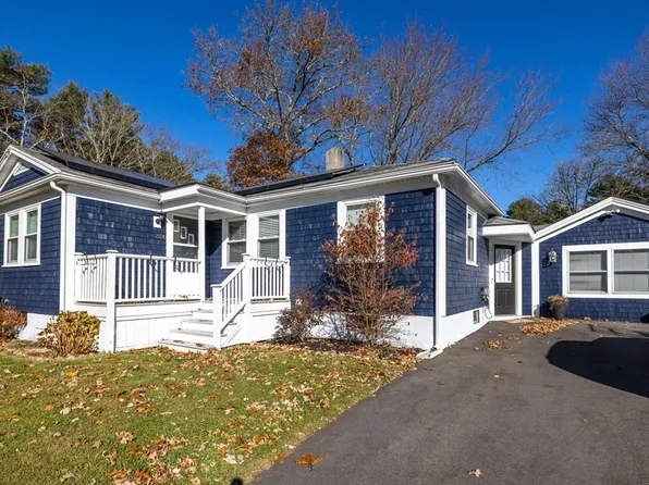 2036 Shawmut Ave, North Dartmouth, MA 02747