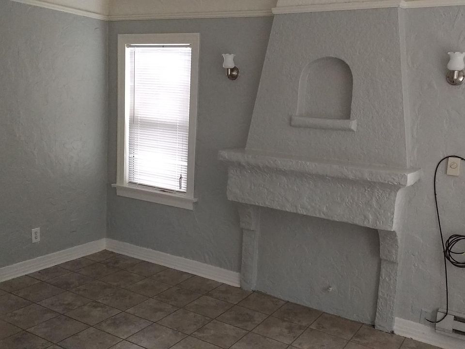 1st image of 440 1/2 Walnut Ave
