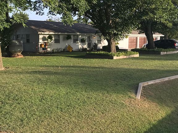 2nd image of 269 Brazos St