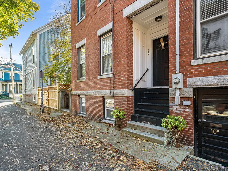 10 King Pl #B — Photo 12
