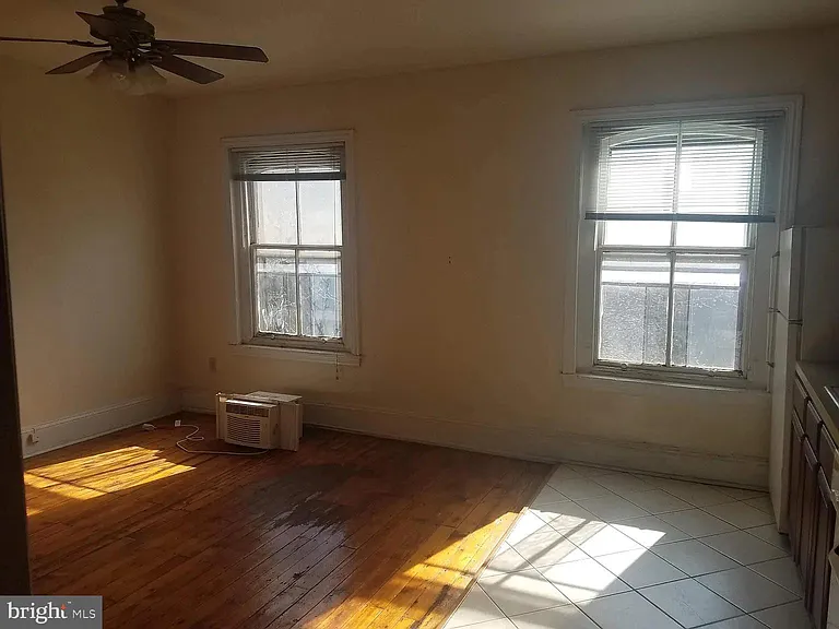 1919 Spring Garden St #3F — Photo 8