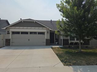 10619 W Daylily Ave, Star, ID 83669