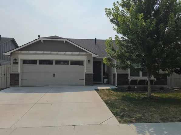 10619 W Daylily Ave, Star, ID 83669