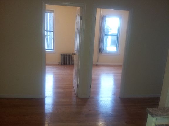 2nd image of 58 Henry St APT 5