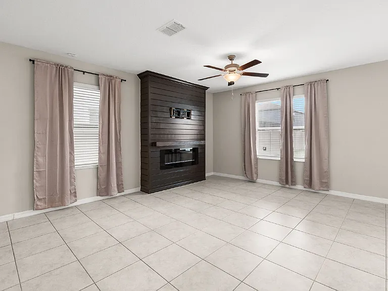 4529 Eternal Prince Dr — Photo 14