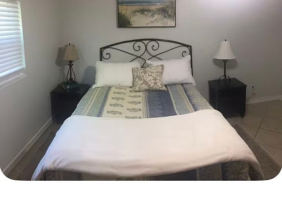4th image of 230 Columbia Dr APT 110