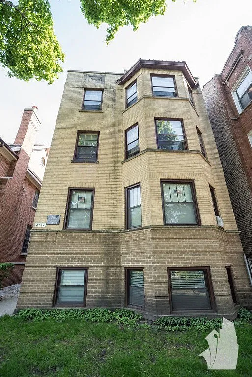 1 bed, 1.0 bath, $1,895 — Photo 1