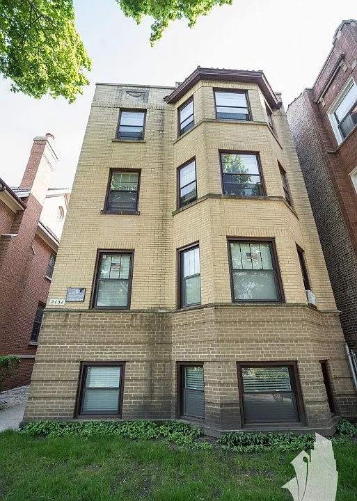 2131 W Giddings St #2C