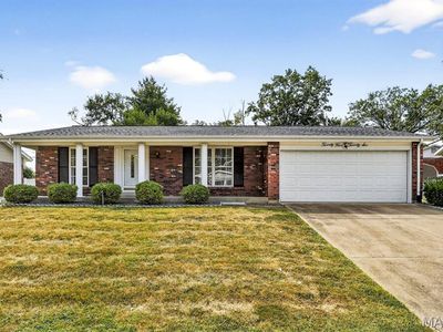 2526 Cathedral Dr, Saint Louis, MO, 63129