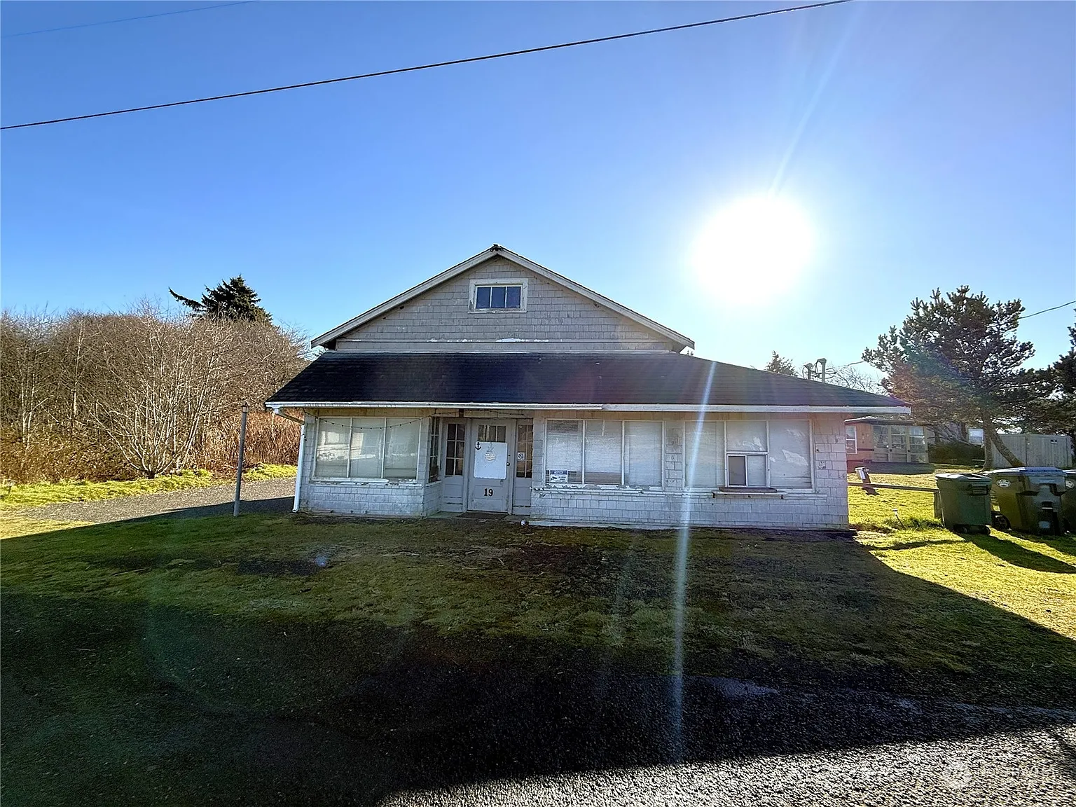 19 Heath Road photo 1