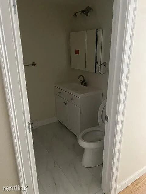 334O64d4ff2156873