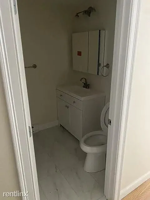 334O64d4ff2156873