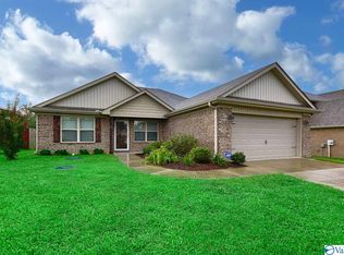 125 Vasser Farms Dr, Harvest, AL 35749