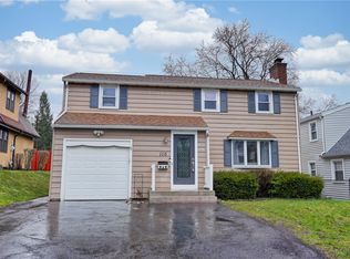 110 Highwood Rd, Rochester, NY 14609