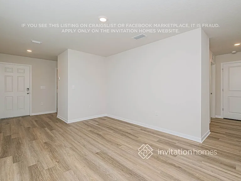 10745 Hidden Banks Gln — Photo 3