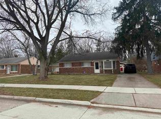 28051 Stuart Ave, Southfield, MI 48076