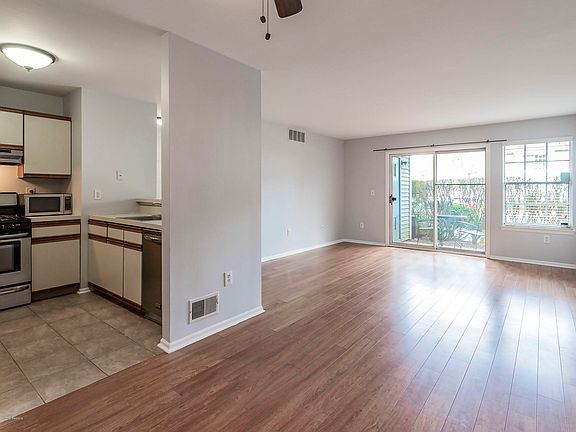 2nd image of 21 Gait Ct