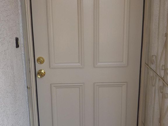 4th image of 13447 E Tracy St #C