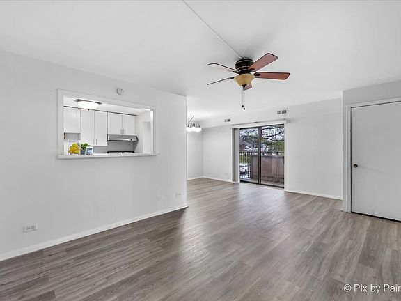 4th image of 1460 Fairlane Dr APT 226