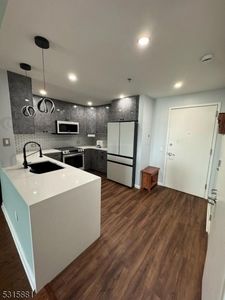 1 Carriage City Plz #1110, Rahway, NJ, 07065